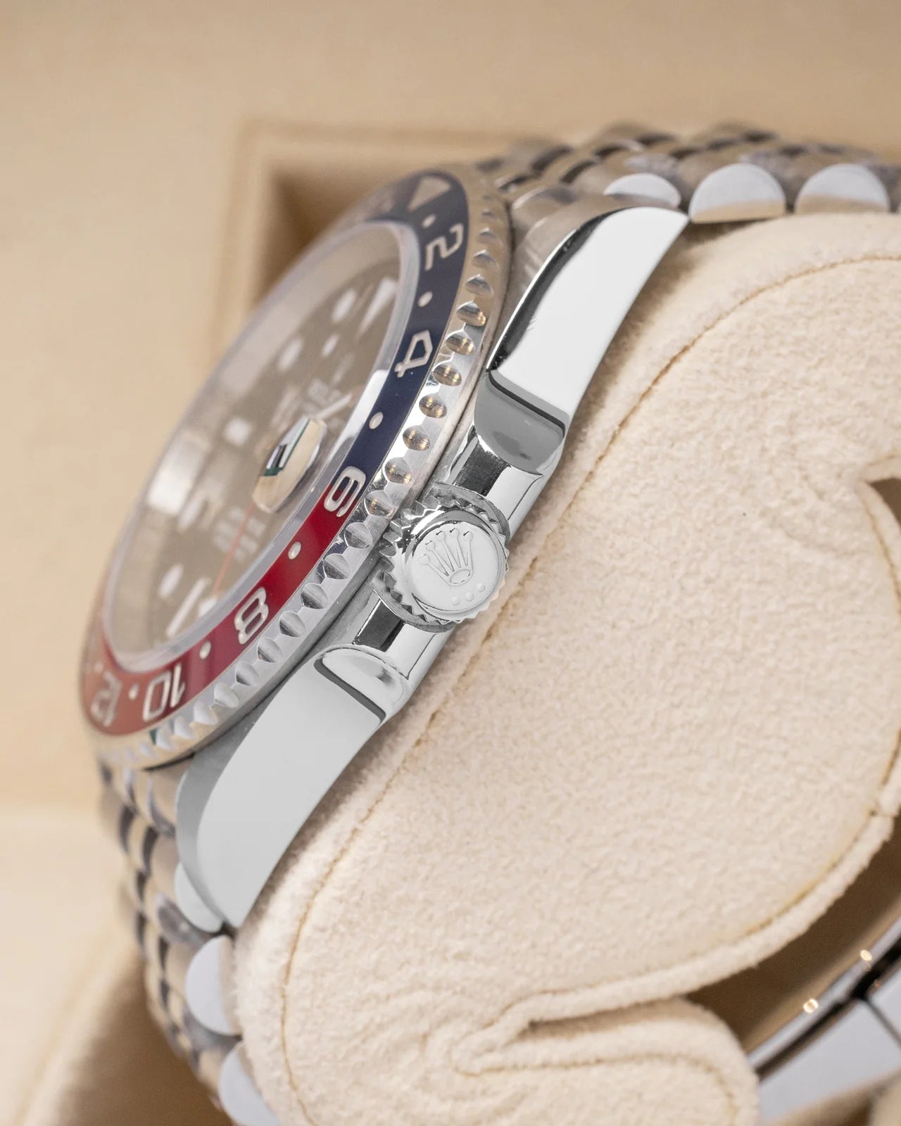 Rolex GMT-Master II Pepsi 126710BLRO