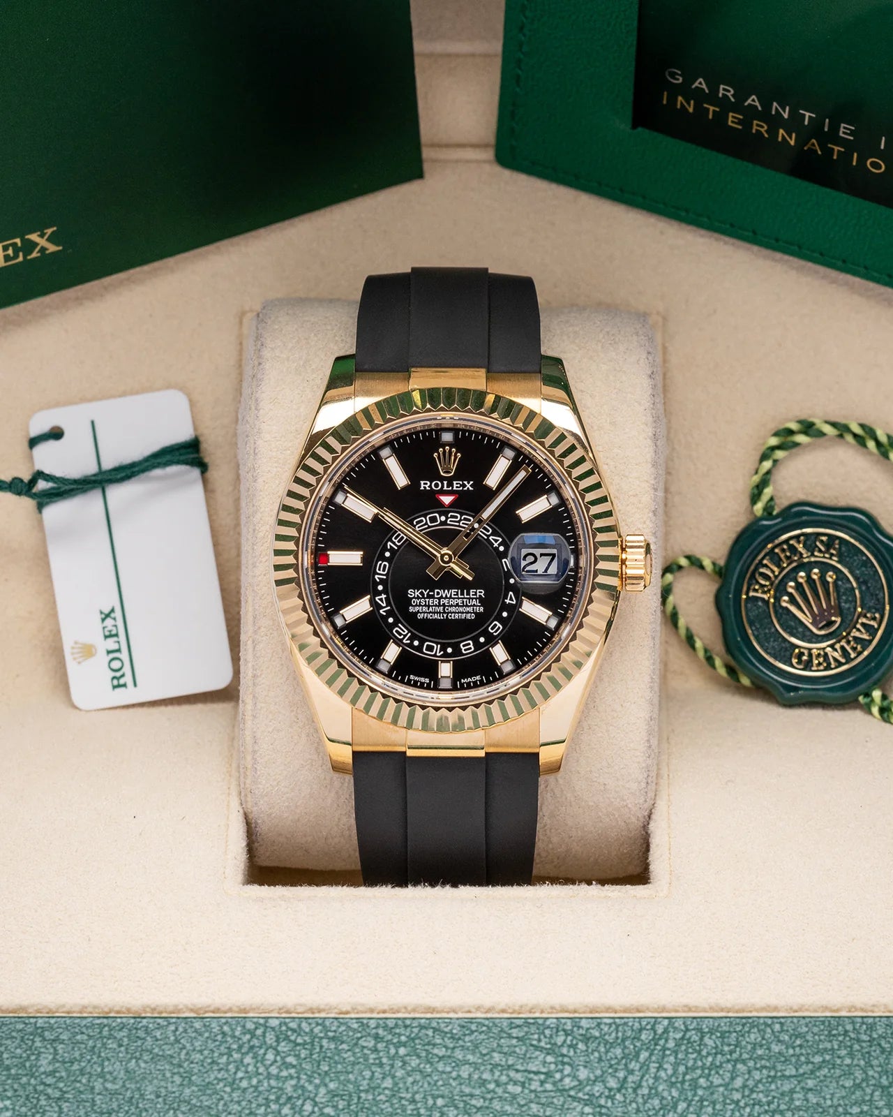 Rolex Sky-Dweller 326238