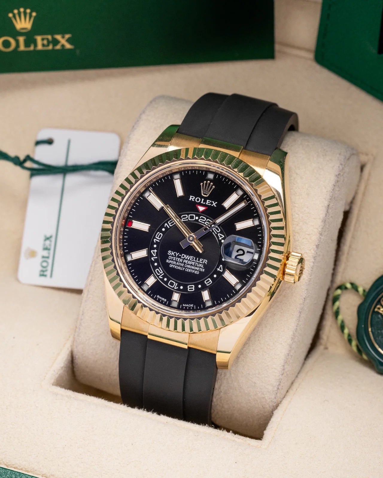 Rolex Sky-Dweller 326238