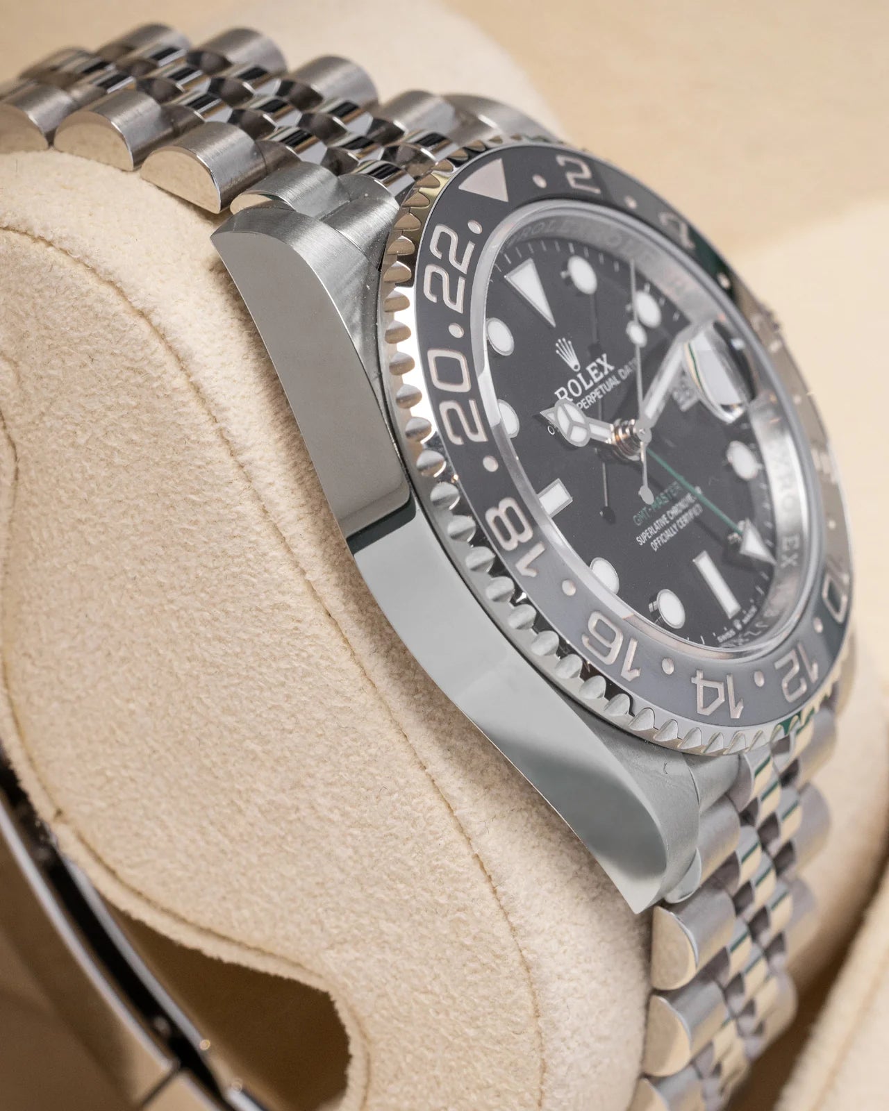 Rolex GMT-Master II Bruce Wayne 126710GRNR
