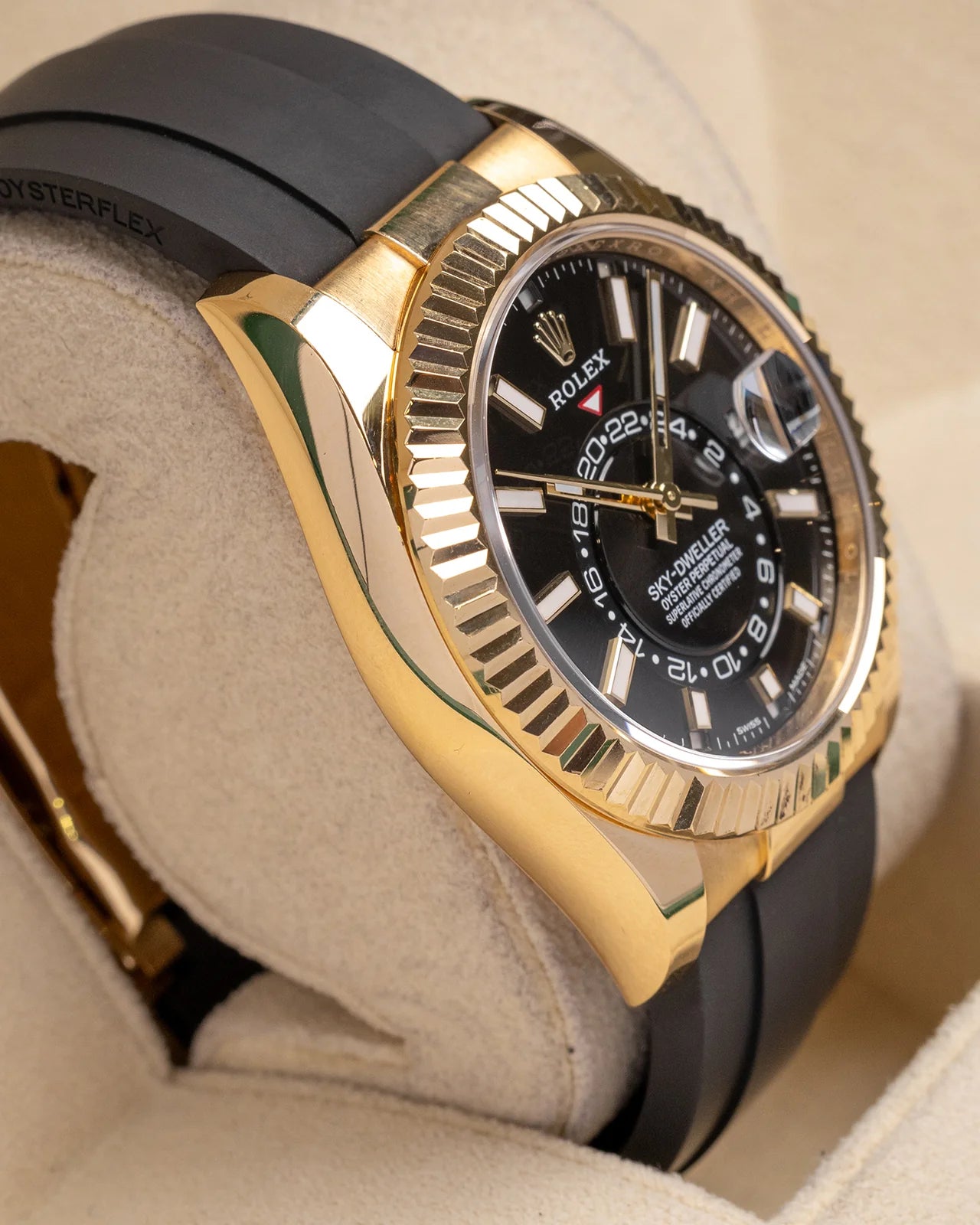 Rolex Sky-Dweller 326238